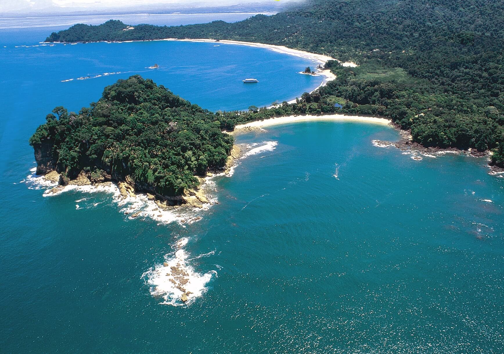 Costa Rica Vacation Rental Homes | Manuel Antonio Beach Rentals